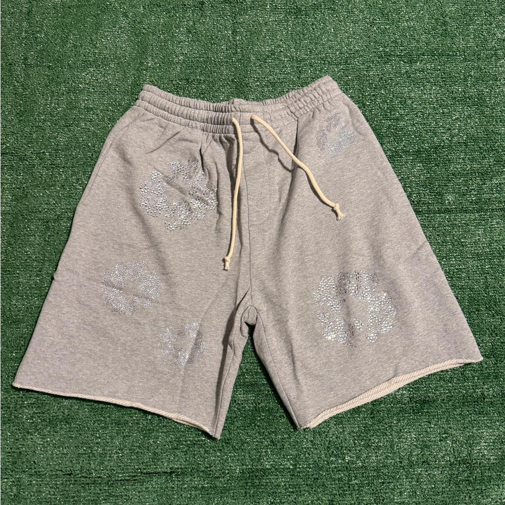 Denim Tears Rhinestone Wreath Sweatshorts (Heather Gray)
